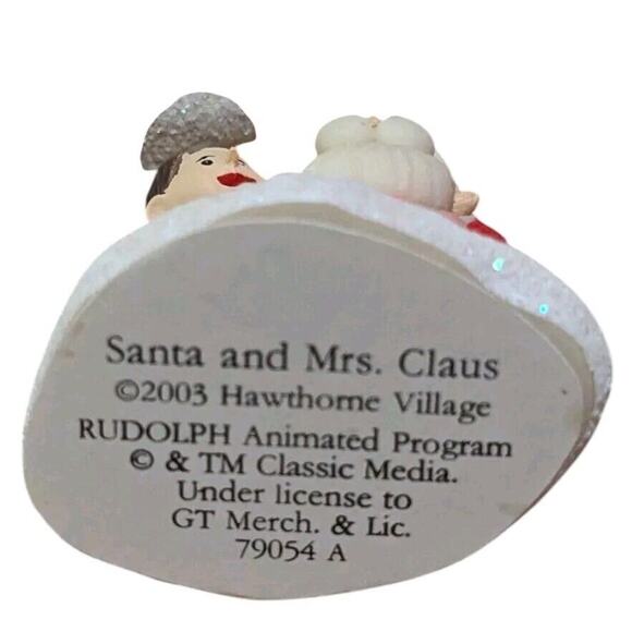 Hawthorne Village Santa & Mrs Claus' Castle Rudolph's Christmas Town Light Posts - Picture 6 of 16